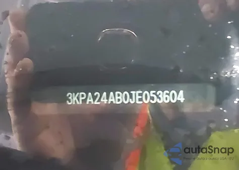 2018 Kia Rio S из США, поврежденный, VIN 3KPA24AB0JE053604